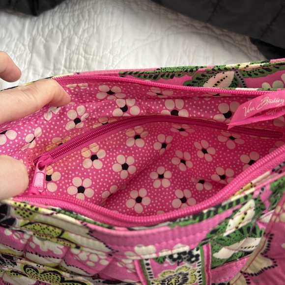 Small pink floral Vera Bradley purse - Picture 2 of 7